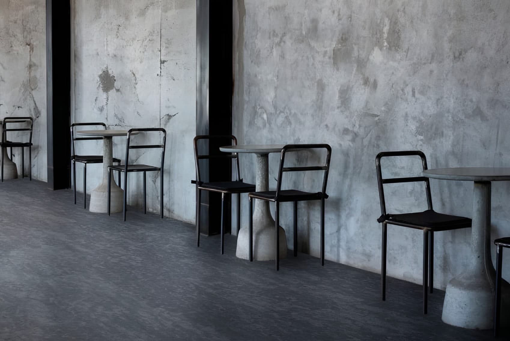 Café with a concrete-effect woven vinyl floor